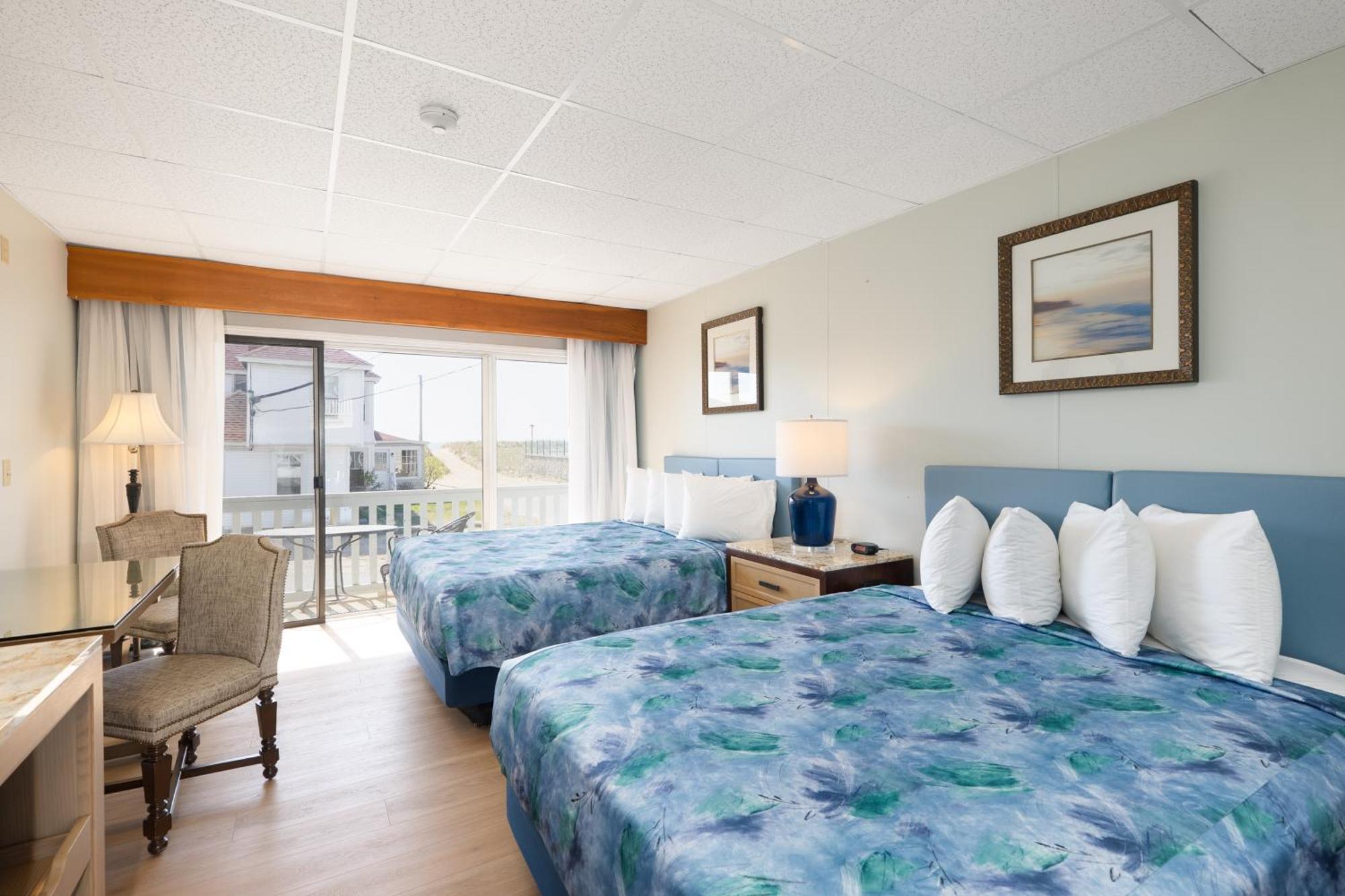 Waves Oceanfront Resort Олд-Орчард-Бич Экстерьер фото